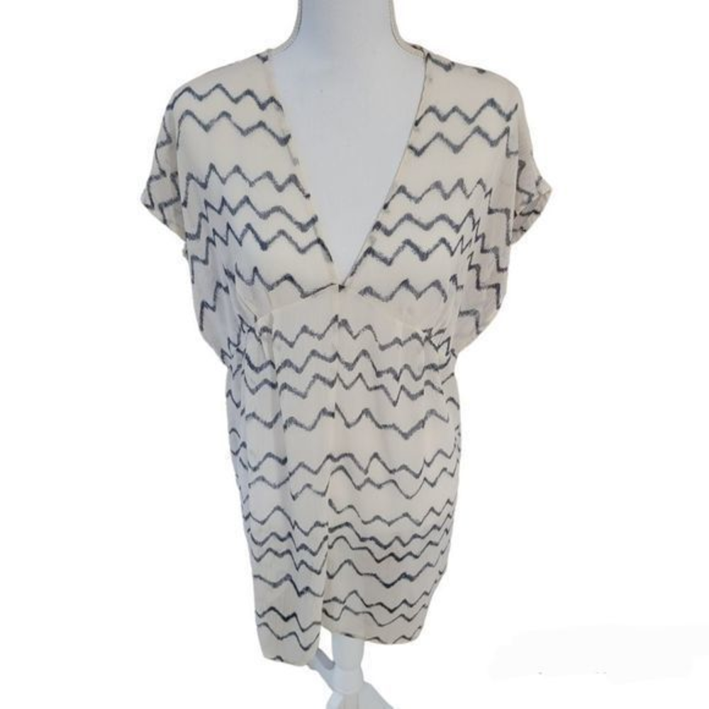 Old Navy boho swimsuit cover‎ up sheer white and blue pattern chevron size XS